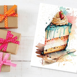 Cartão de feliz aniversário com fatia de bolo, morango, rosa, azul, em camadas, esponja solta, bagunçada, pintura em aquarela, cartão de felicitações para sua esposa, mãe, melhor amiga