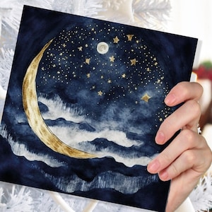 Cartão de felicitações de lua crescente, azul da Prússia e aquarela dourada, céu noturno, estrelas, lindo mar, ondas do oceano, cartões de felicitações para amigos e familiares