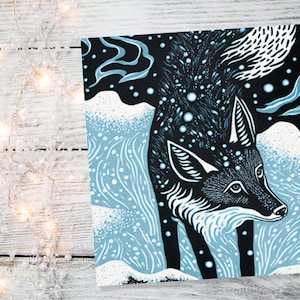 Carte linogravure renard hiver forêt enneigée Illustration bleu blanc noir paysage neige scène salutations pour la famille amis Noël 2025 Merci