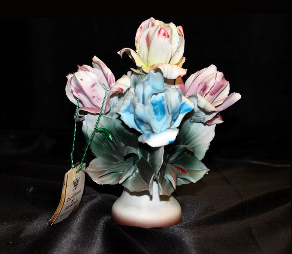 Vintage 70's ITALY Capodimonte Porcelain, Floral Bouquet, 6 1/2" x 7 1/2" x 3" Pink, Yellow, Blue, Purple Painted Flowers, Green Leaves, C-2