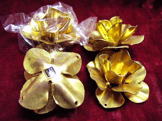 Set Of 2 VINTAGE 2 1/4 BRASS FLOWERS, 3 Hole, For Arts & Crafts