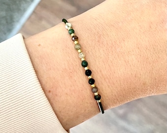 Armband aus feinen Glasperlen, Natursteinperlen Perlenarmband filigran - grün