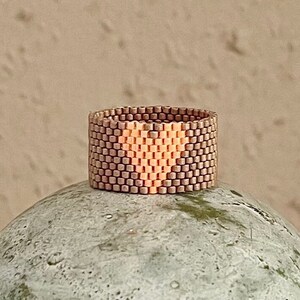 Miyuki Ring Herz Beaded Ring - neon CREAMSICLE - matte champagne Peyote