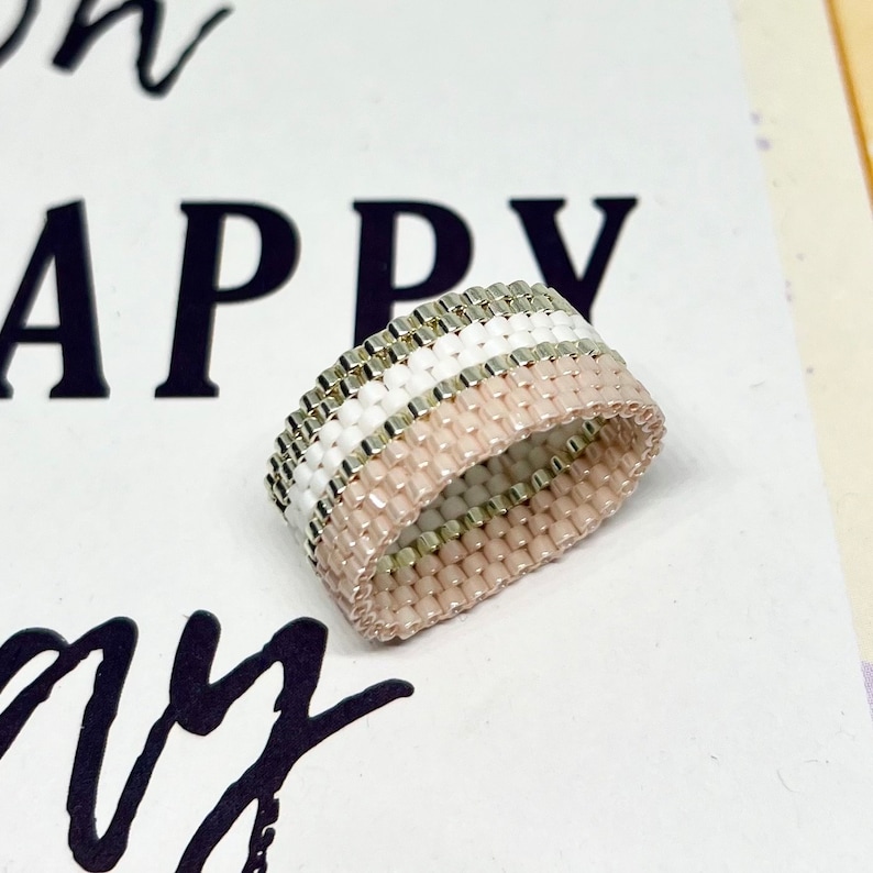 Miyuki Ring Beaded Ring silver champagne peyote image 3