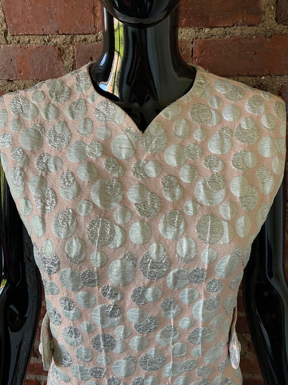 60s Brocade Sleeveless Dress - image 3