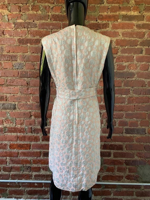 60s Brocade Sleeveless Dress - image 2