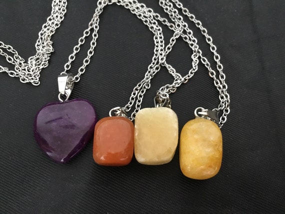 Crystal stone pendant necklace