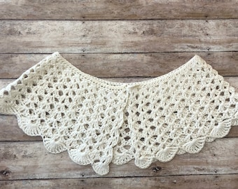 Collar/Hand Crochet Ladies Girls Collar/ Vintage / Of white cotton/One of a kind/ Ready to ship