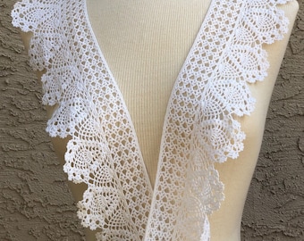Hand Crochet Ladies Girls Collar/ Vintage style/ white cotton/One of a kind/ Ready to ship