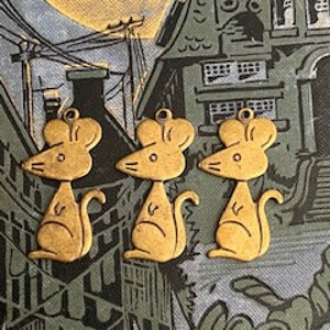 3 Vintage Mice Charms image 1