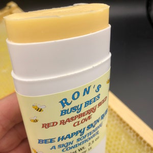 Red Raspberry Seed & Clove, Bee Happy Skin Rub, Ron&#39;s Busy Bees