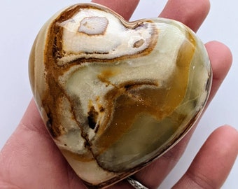 Onyx Gemstone Heart | Unique Gift | Onyx Rock Heart | Crystal Heart | Polished Stone | Sigrid Anne Design