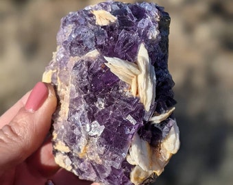 RARE fluorite avec barytine | Spécimen unique de fluorite | Amas de cristaux de fluorite violet | Sigrid Anne Design