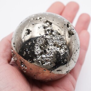 Pyrite Crystal Orb Crystal Ball Pyrite Specimen Home Decor Birthday Gift Unique Minerals imagem 2