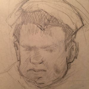 Può includere: Uno schizzo a matita di un viso con la fronte corrugata e un'espressione seria. La persona indossa un cappello.
