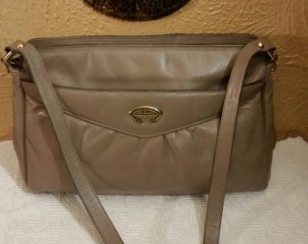 Vintage leather Etienne Aigner purse, shoulder bag.