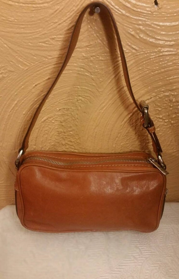 michael kors purse shoulder