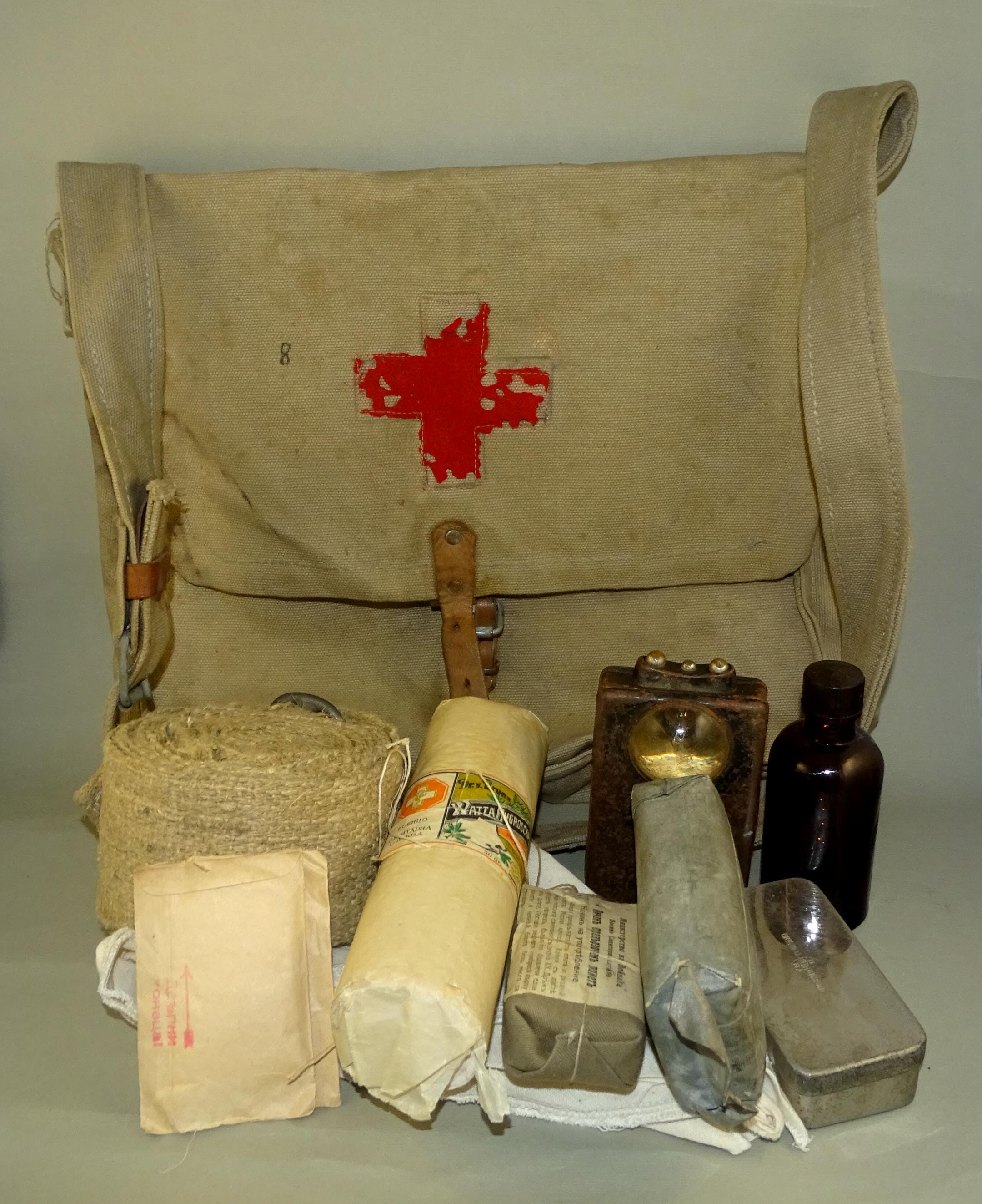 Vintage Medic Bag - Etsy Denmark