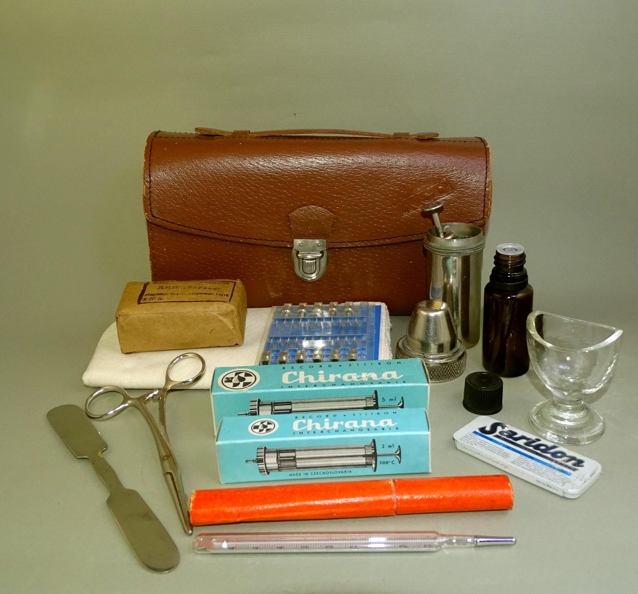 Vintage Doctor's Bag, Luxury, Bags & Wallets on Carousell
