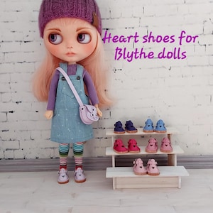 Heart shoes for Blythe and Holala dolls