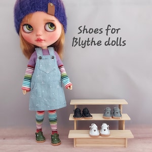 Heart shoes for Blythe and Holala dolls