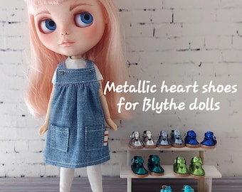 Metallic heart shoes for Blythe dolls