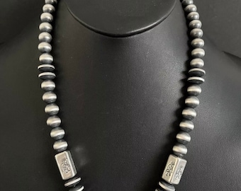 Sterling Silver 22 Inch Pearls W Kokopelli Barrel Bead Necklace.