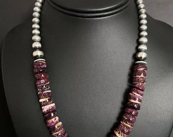 Sterling Silver Purple Spiny Oyster with Pearls Bead Necklace. 18 inch