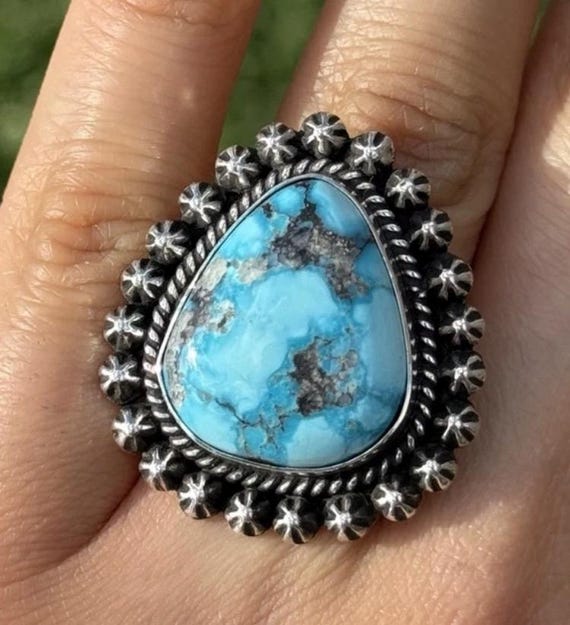 Native American Navajo Sterling Silver Turquoise Ring. Size 8.5 H