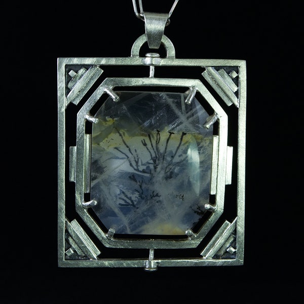 Dendritic Quartz Kinetic Turning Art Deco Pendant