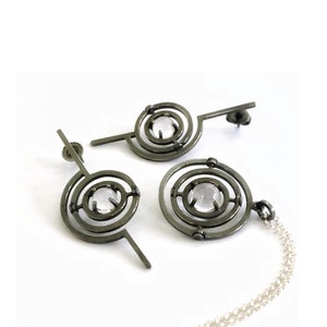 Pools of Light Armillary Orbital Necklace in Sterling Silver 画像 10