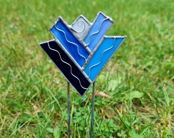 Stained Glass Abstract Garden Stake, Unique Garden Decor, Abstract Glass Art, Glass Garden Art