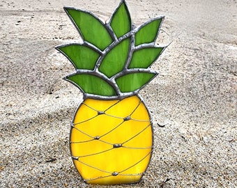 Unique Stained Glass Pineapple Ornament, Decorative Glass Art Window Suncatcher, Glass Tropical Fruit Citrus Decor, Pineapple Gift