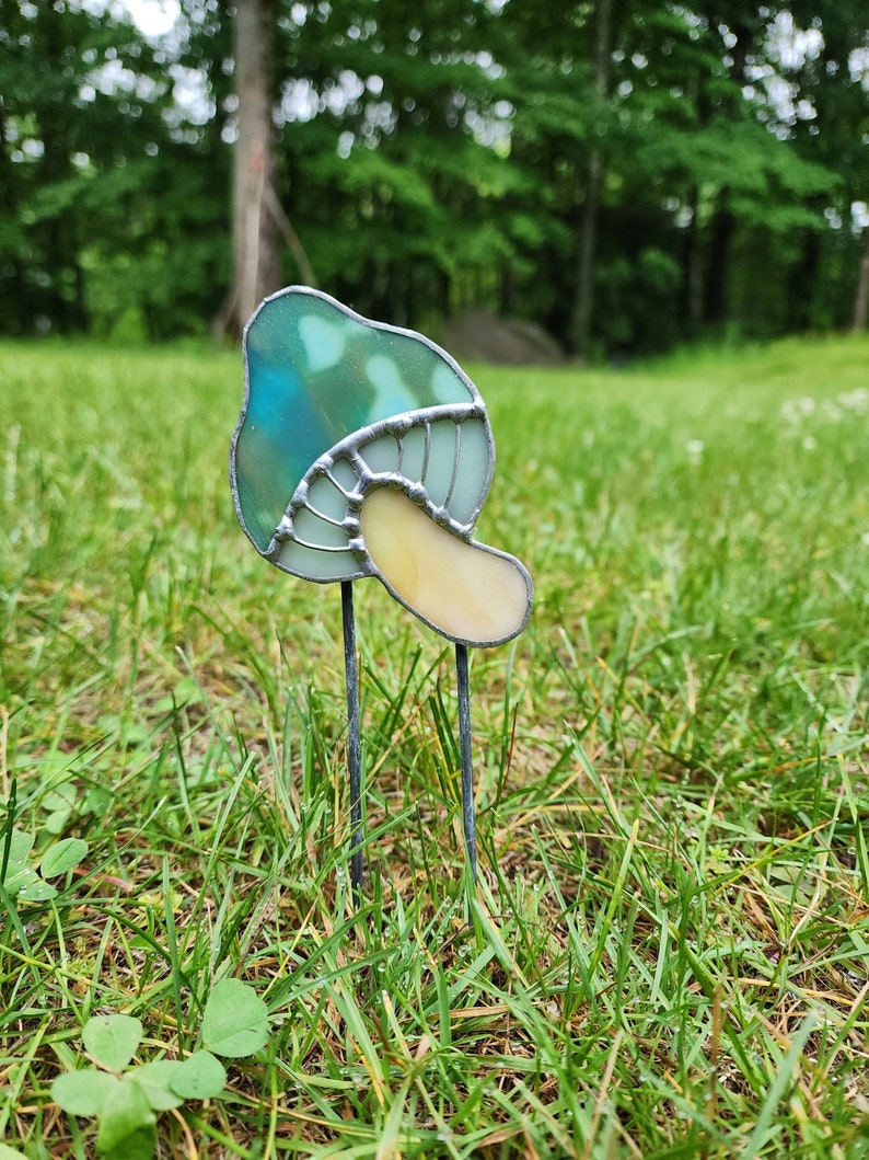 Stained Glass Mushroom Garden Stake, Stained Glass Bird, Garden Decor, Bird Glass Art, Glass Garden Art image 1
