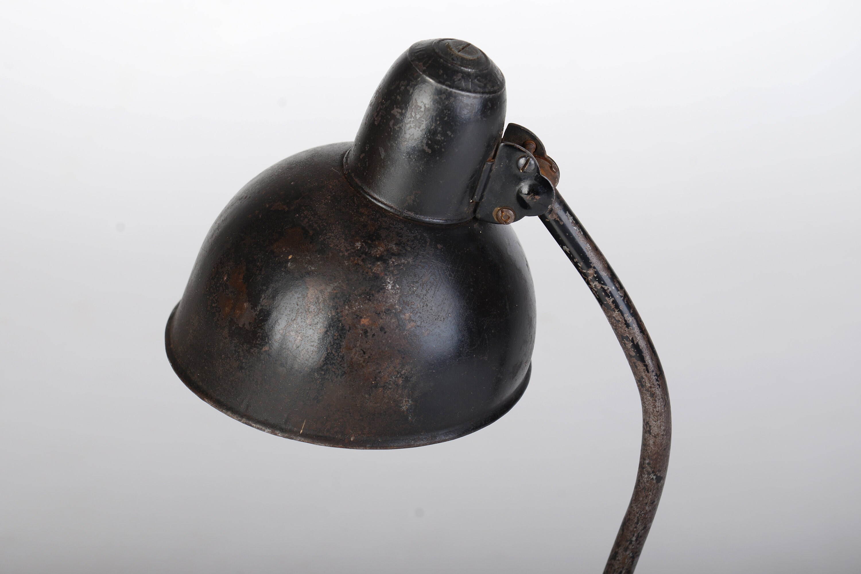 Kaiser Idell 6551 Bauhaus designed desk / table lamp