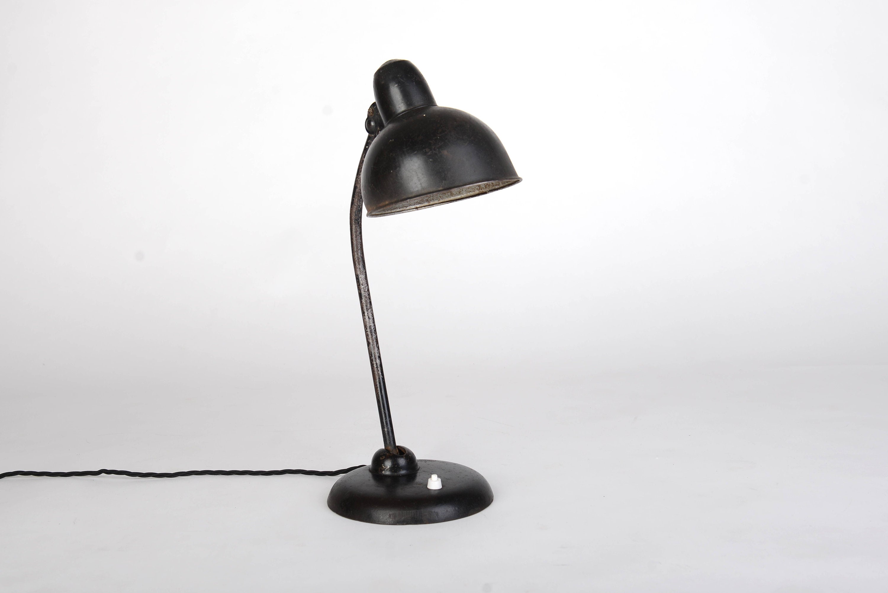 Bauhaus Kaiser Idell 6551 Lampa Christian Dell Design Bauhaus Kaiser Idell 6551 Lampa Christian Dell Design