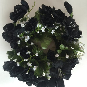 Silk Floral Candle Ring in Black or Hunter Green