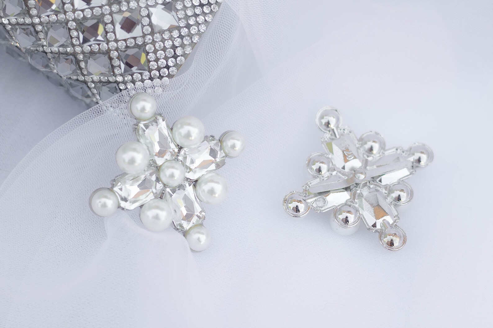 white wedding crystal ballet flats. white pearls bridal shoes. classic bridal shoes. white wedding crystal ballet flats. white pearls bridal shoes. classic bridal shoes.