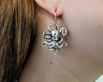 Octopus earrings in sterling silver 925.