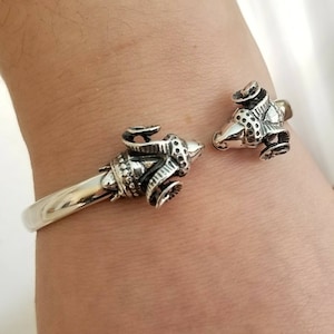 Bracciale testa di ariete in argento massiccio 925. immagine 1