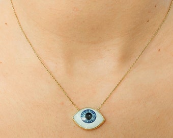Evil eye necklace in k14 gold, hand-painted eye amulet on quartz, evil eye jewelry