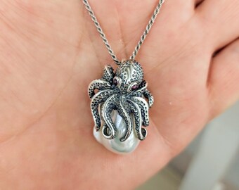 Octopus pendant in sterling silver 925, kraken on pearl necklace