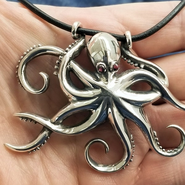 Pendentif pieuvre sur cordon en cuir noir, collier pieuvre en argent sterling 925.