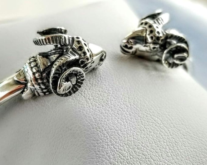 Ram torque bracelet in sterling silver 925, animal jewelry, silver ram head bracelet, silver cuff