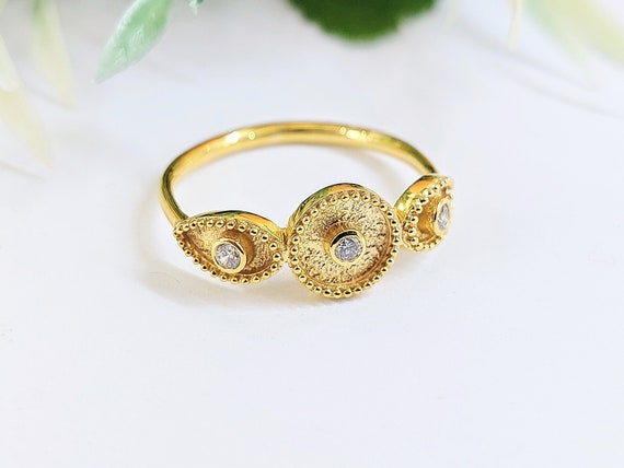 Byzantine ring with diamonds in 18K gold, geometric shapes