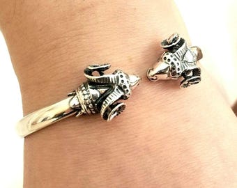 Ram bracelet in sterling silver 925, animal jewelry, silver ram head bracelet, silver cuff