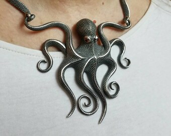 Giant Octopus Necklace in sterling silver 925.