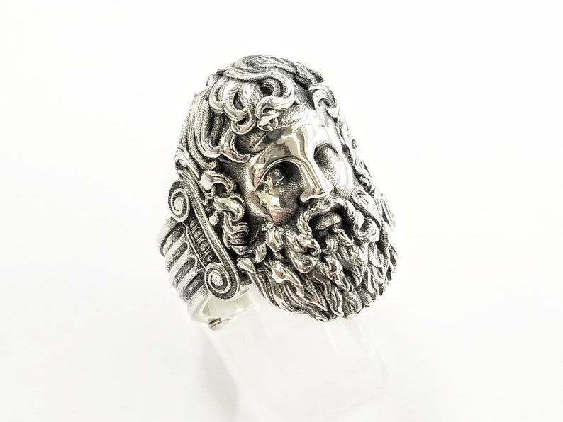 Large silver ring of Mythical God Zeus with Ionic columns decorating the shank