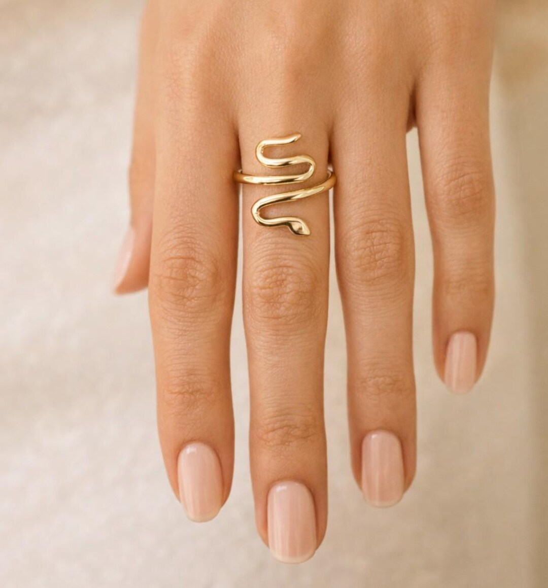 Bague Serpent Réglable En Or Jaune 14 Carats - Fait Main, Minimaliste Et Empilable