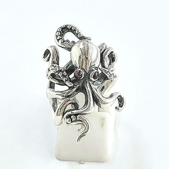 Sterling silver octopus ring, Sea- creature jewelry for ocean lovers